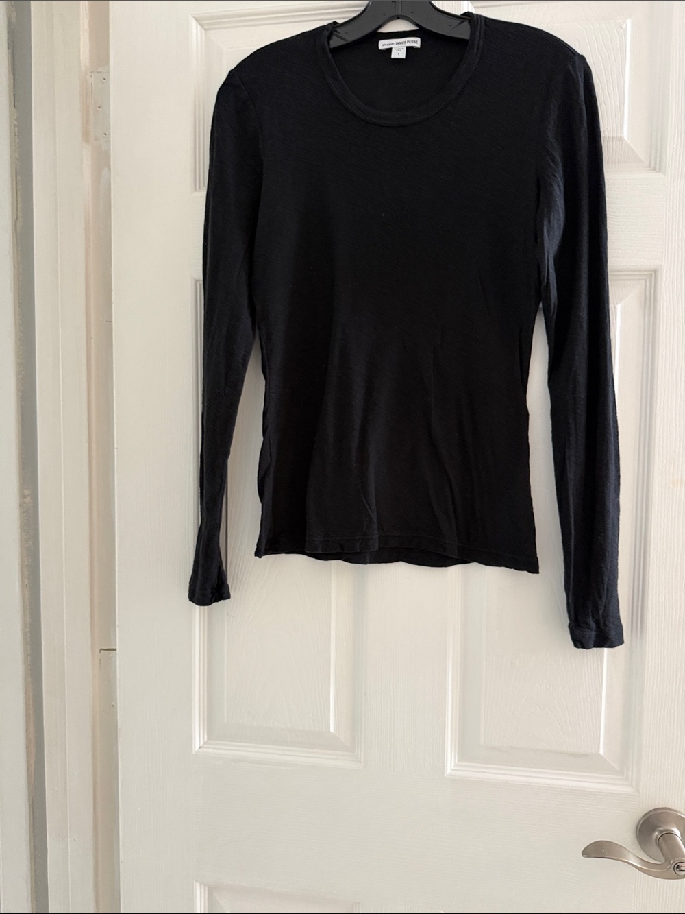 James Perse Long Sleeve Crew Tee - Classic Cotton Layering Top
Size: 1